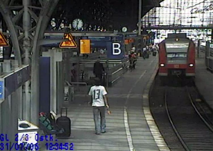 Et overvågningsbilleder viser den ene af de to hovedmænd i terror-sagen fra Köln. 