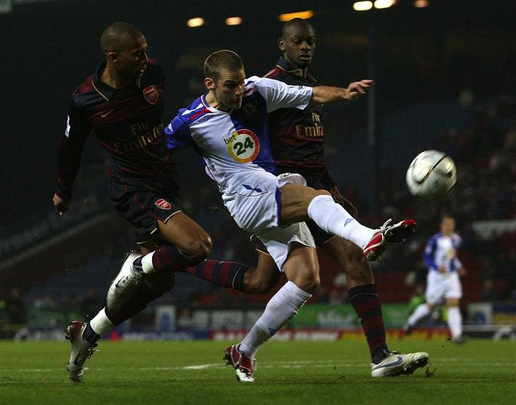 Trods godt Blackburn-spil endte Arsenal med sejren i kvartfinalen i Carling-cup. 