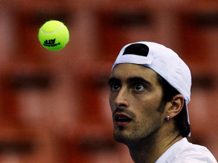 Potito Starace tilhører verdenseliten i tennis. Bare ikke de første seks uger af 2009, hvor han har karantæne på grund af ulovligt spil. 