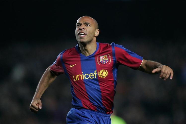 FC Barcelonas franske angriber Thierry Henry. Inden skiftet til den spanske klub prøvede Liverpools anfører Steven Gerrard at lokke ham til sin egen klub. 