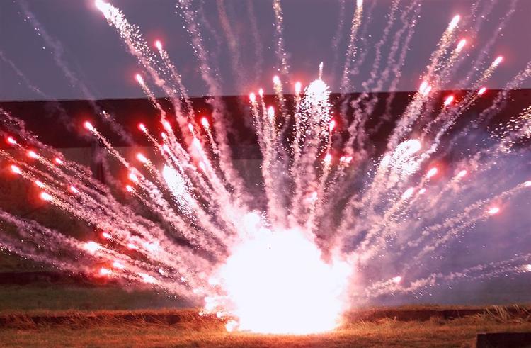Those who have bought illegal fireworks from the back of two Mercedes vans in Greve are being told they must contact police, as some of the fireworks are not only illegal but extremely dangerous. 