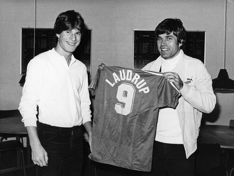 Michael og Finn Laudrup har spillet en enkelt kamp sammen. Det var for Brøndby i forbindelse med  en træningsturnering i sommeren 1981 - da Michael blev udlånt af K.B. og scorede et mål på et oplæg fra sin far. 