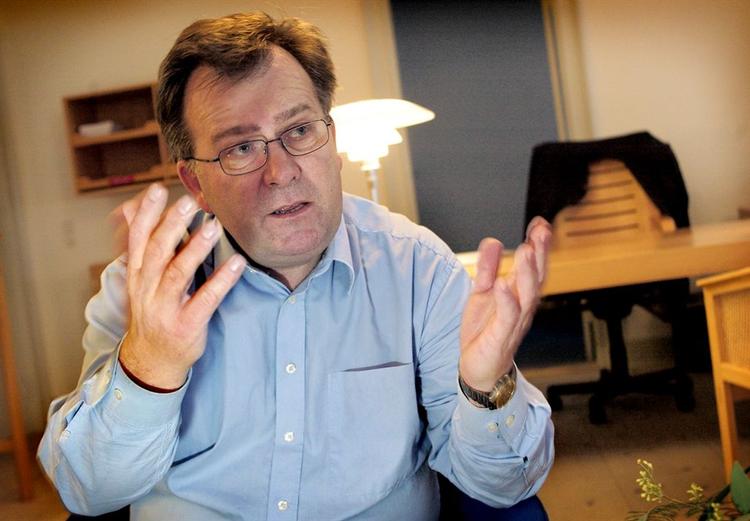 Beskæftigelsesministeren mener ikke, at det kan betale sig for kommunerne at beholde ledige på kontanthjælp. 