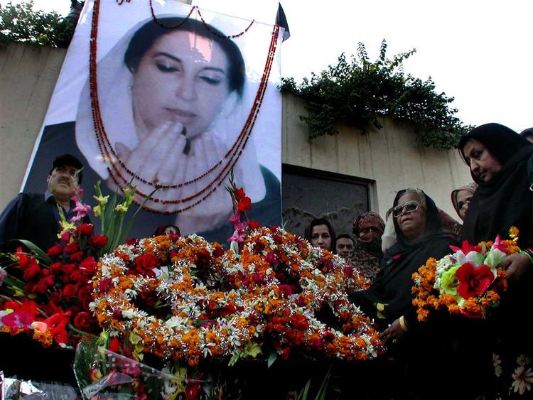 Mindehøjtidelighed for Benazir Bhutto i Rawalpindi. 