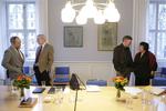 Biskopperne Niels Henrik Arendt, Haderslev Stift, Steen Skovsgaard, Lolland-Falster, Kjeld Holm, Århus og Sofie Petersen, Grønland, er enige om, at mobning i folkekirken er uacceptabelt. 