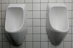 I maj 2006 lukkede 17 af Københavns offentlige toiletter. Nu er der 19 nye af slagsen i sigte. 