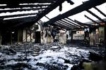 Nedbrændingen af et værested i Hundige har skabt frygt blandt de lokale beboere. Men brandstifternes familier vil næppe blive sat på gaden. Den skæbne kan doig overgå lokale, der stod bag skyderier i området. 