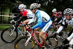 Christian Poulsen (tv. med rød skulder) vandt DM i cykelcross på hjemmebane i Kolding. 