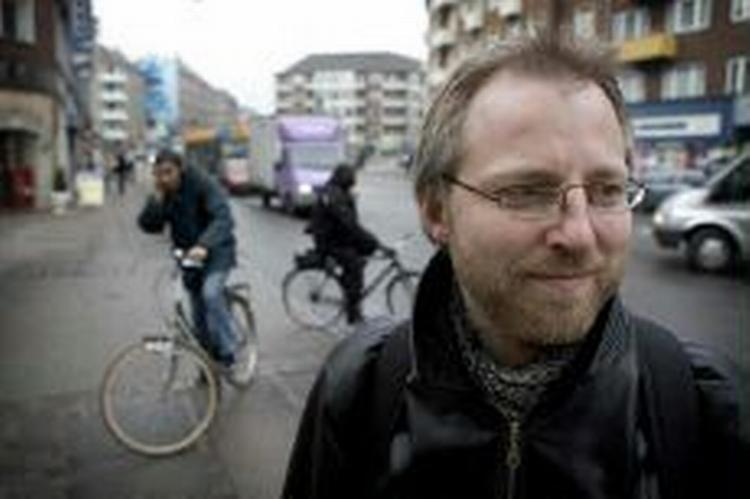 »Freverts tilbagetog er ikke blot ynkeligt, men også løgnagtigt og må føre til eksklusion af Dansk Folkeparti«, mener Rune Engelbreth Larsen. - Foto: Jens Dresling 