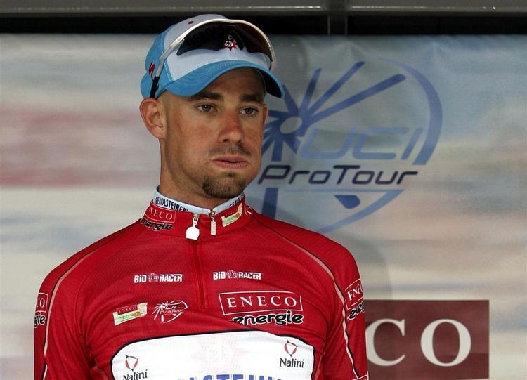 Den tyske cykelrytter Stefan Schumacher er kommet i fedtefadet. 