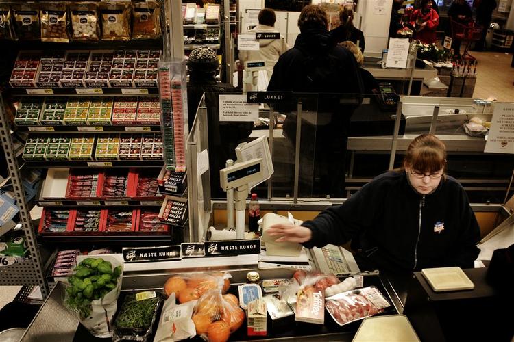 Særligt priserne på kød og grønt er steget. 