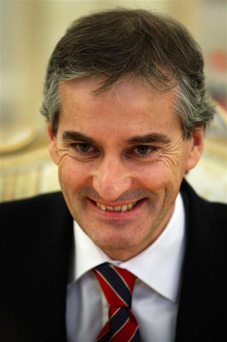 Jonas Gahr Støre ses her under et besøg hos sin russiske kollega, Sergej Lavrov, i november. 