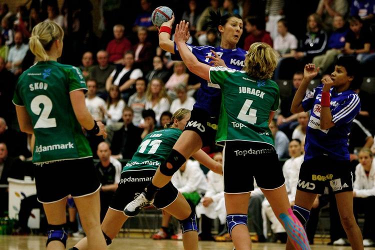 Slagelses og Viborgs håndboldkvinder møder hinanden i Champions League gruppespillet. 