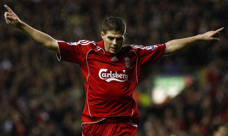 Steven Gerrard var kampens profil med tre scoringer, da Liverpool maste sig forbi Luton i FA-cuppen. 
