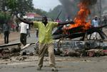 Tilhængere af oppositionen på gaden i Kisumu. 