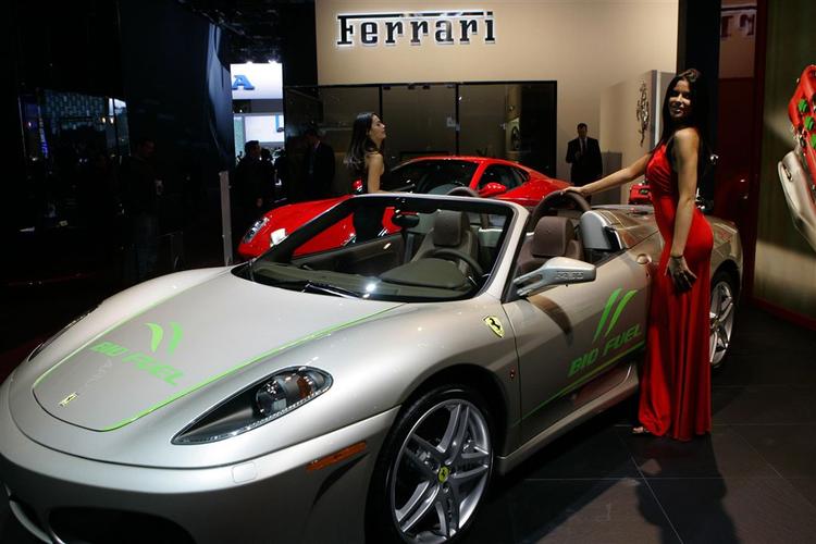 Ferrari er med på den grønne bølge med denne Bi Fuel-udgave af 430 Spider. 