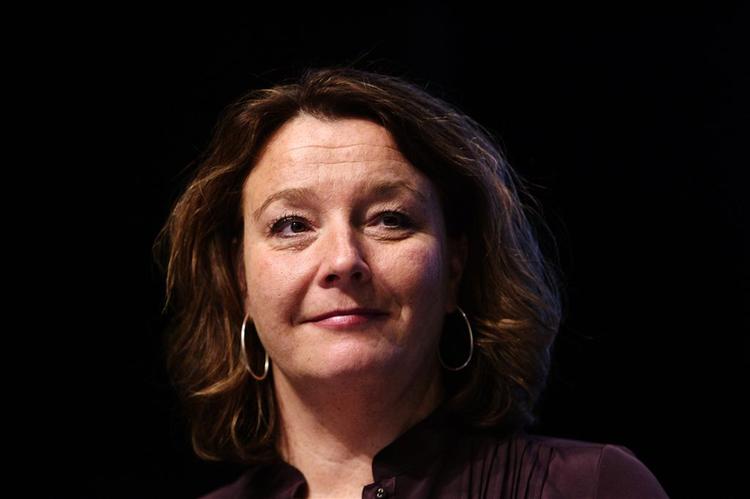 HK gør krav på, at LO fortsætter pensionsindebatlingen til tidligere næstformand Tine Aurvig-Huggenberger. 