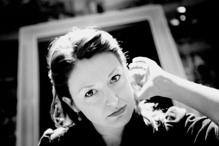 Louise Mieritz bliver 1/2 af værtsparret til Bodil-festen. 
