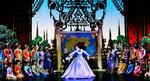 Storslået. Der er skruet op for virkemidlerne, når 'The King &amp; I' har premiere på Det Ny Teater. 