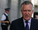 Peter Hain vil bevise sin uskyld. 