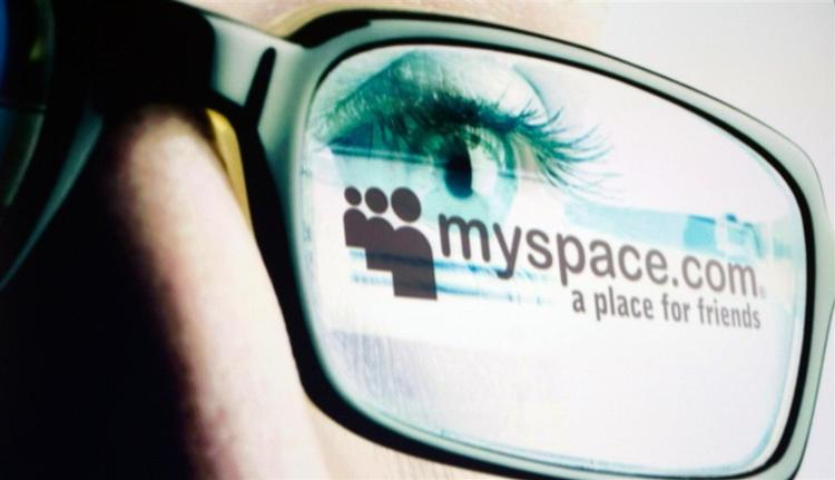 Verden bliver mindre hver dag. Det sørger bl.a. MySpace for. 