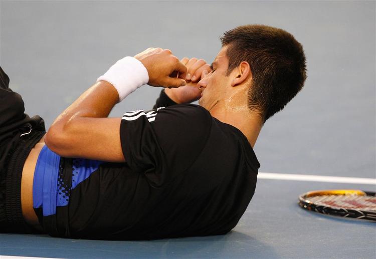 Novak Djokovic slog 50 vinderslag lavede 13 esser mod verdens nummer et. 