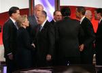 Den amerikanske avis New York Times giver sin opbakning til Clinton og McCain i valget af præsidentkandidater for de to partier. 