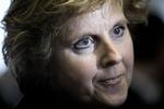 Energistyrelsen har offentliggjort to udkast til en rapport om Danmarks muligheder for at nedbringe udledningen af CO2, som klimaminister Connie Hedegaard er blevet beskyldt for at sylte. 