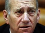 Den israelske premierminister, Ehud Olmert, er under pres efter at have modtaget den endelige rapport om krigen mod Hizbollah i 2006. 