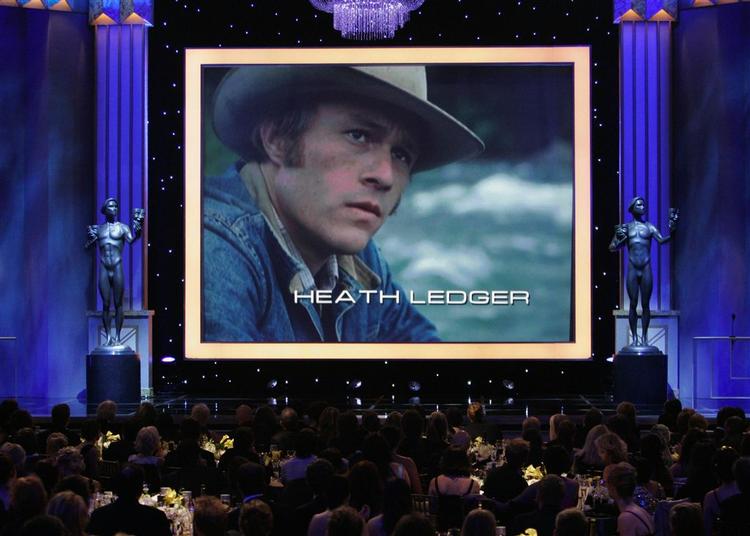 En række Hollywood-stjerner har fået stoppet en kompromiterende video med Heath Ledger fra at blive sendt på tv. 