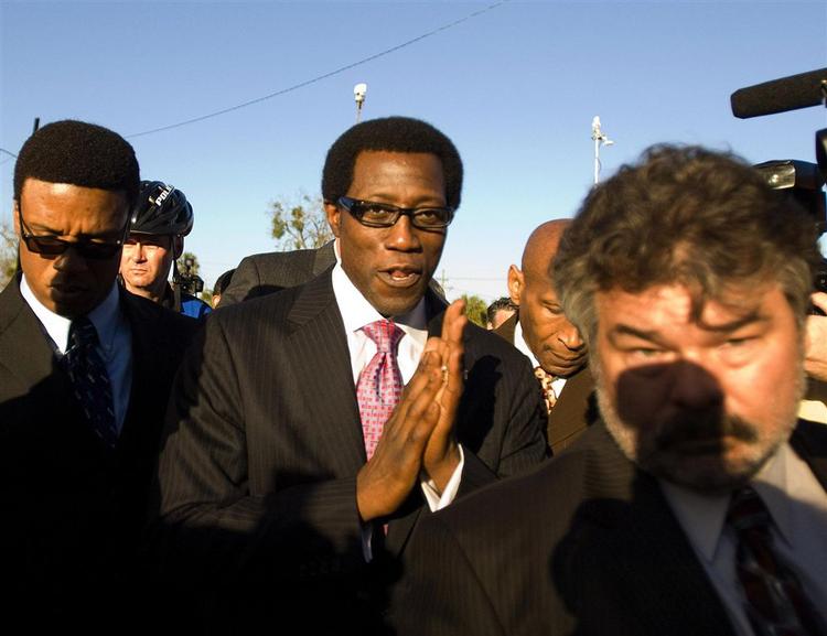 Wesley Snipes efter han fredag blev frifundet for de mest alvorlige anklager om skattesnyd. 