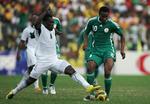 To Chelseaspillere var modstandere i kampen mellem Ghana og Nigeria, da Michael Essien og Jon Obi Mikel mødtes. 