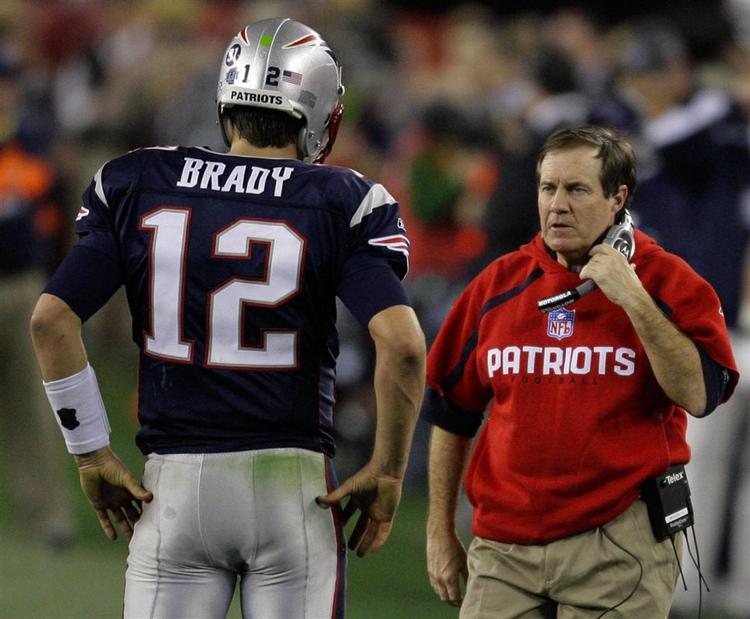 Bill Belichick (th.) var meget lidt meddelsom, da han på pressemødet efter Super Bowl skulle forklare om sit nederlag. 