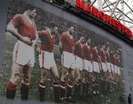 'The Busby Babes' pryder i disse dage facaden på Manchester Uniteds stadion Old Trafford. 