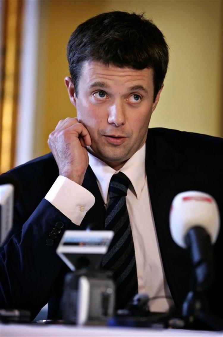 Kronprins Frederik udtaler sig nu alligevel om IOC. 