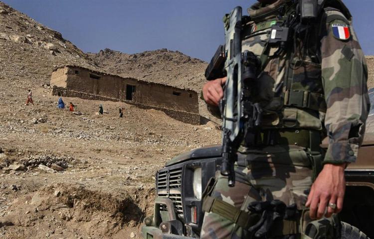 En fransk soldat fra ISAF-soldat. 