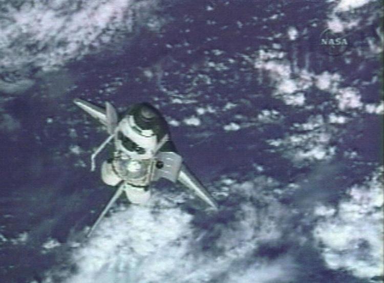Rumfærgen Atlantis har et europæisk fremstillet rumlaboratorium med ombord. 