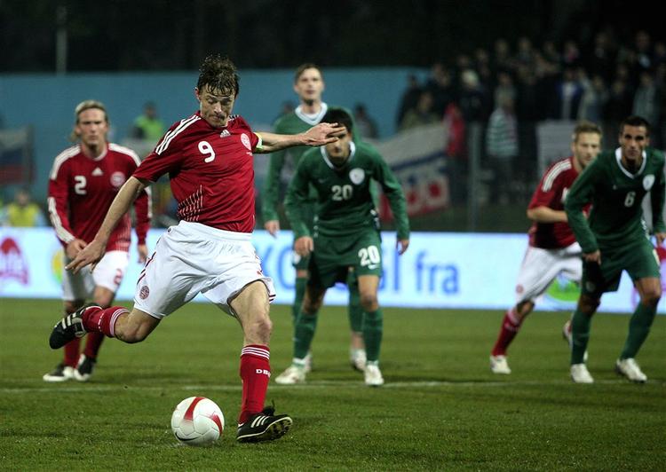 På trods af 2-1-sejren over Slovenien i sidste uge er Danmark rykket ned som nummer 33 på verdensranglisten. 