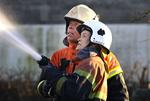Efterslukning på Værebro Skolen i Bagsværd efter den påsatte brand i nat. 