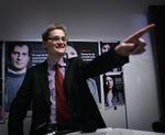 Søren Pind, en af Venstres liberale løver, langer nu ud efter den konservative regeringspartner. 