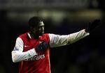 Topscorer Emmanuel Adebayor  har problemer med en muskel, men ventes at være med i pokalbraget mod Manchester United. 
