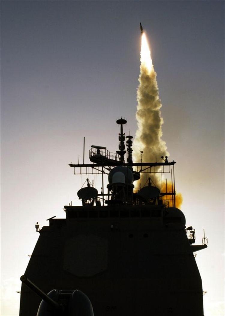 USS Lake Erie affyrer et lignende missil i 2003. 
