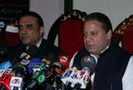 Benazir Bhuttos enkemand Asif Ali Zardari og Nawaz Sharif har bilagt deres stridigheder i et fælles ønske om at få præsident Musharraf fra magten. 