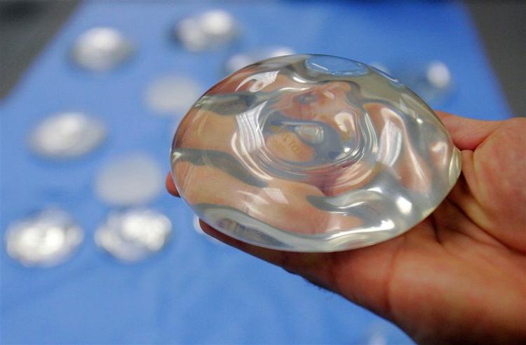 Siliconebrystimplantat. 