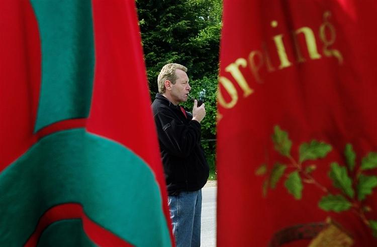 LO truer de virksomheder, som er tilknyttet Kritelig Arbejdsgiverforening, med blokade. Det har fagbevægelsen prøvet ofte. Her protesteres der mod brug af polsk arbejdskraft. 