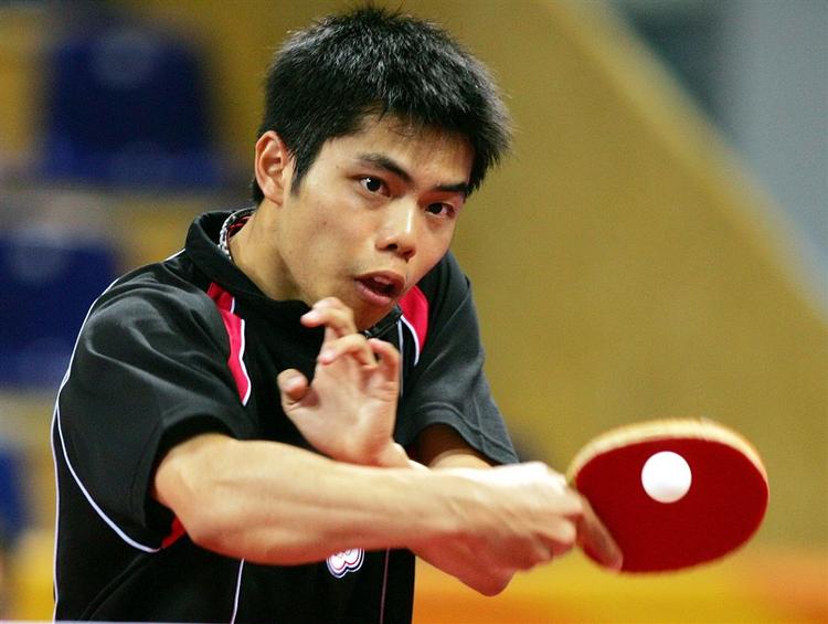 Chuan Chih-Yuan vandt ved OL i 2004 over svenskeren Peter Karlsson på vejen mod kvartfinalen. ARKIVFOTO. 