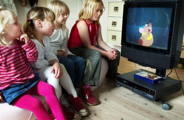 De traditionelle børnesygdomme lurer stadig, og flere uvaccinerede er i år blevet smittet som voksne med mæslinger og fåresyge. 