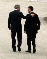 »CIA-flyvninger over dansk luftrum. Nej, det har jeg ikke hørt om«. Den danske statsminister tvivler på, at den amerikanske præsident er orienteret om den sag om CIA-flyvninger, som har været et hedt emne i Danmark. 