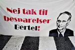 Der bliver flere elever i klasserne, hvis regeringen genenmfører sine besparelser, lyder det fra uddannelsesinstitutionerne. I dag protesterer eleverne. 
