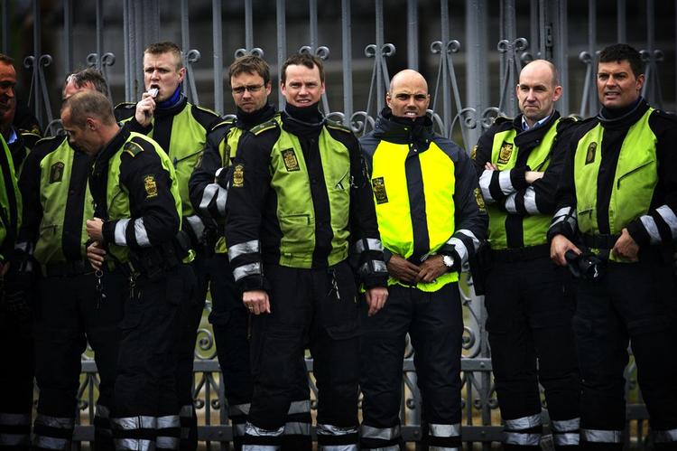 Politiets udrykning bliver langsommere i 2008, end den var sidste år, fordi der mangler betjente. Opsparingskravet er med til at fastholde personalemangel indtil 2009, mener politiforbundet. 